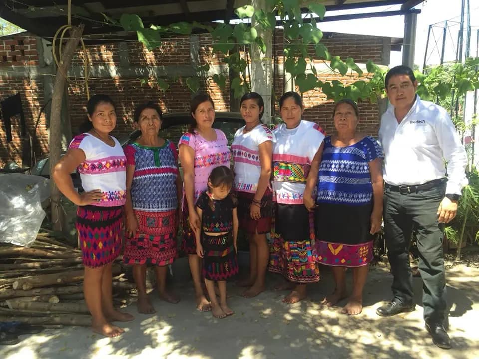 Fortaleciendo a Nuestros Pueblos Originarios